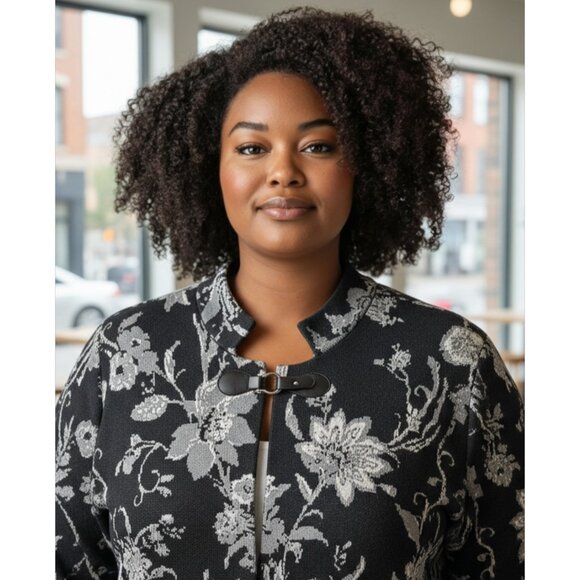 Cynthia Rowley Cardigan Sweater Black Floral Jacquard Viscose Blend Size 3X - Picture 2 of 7